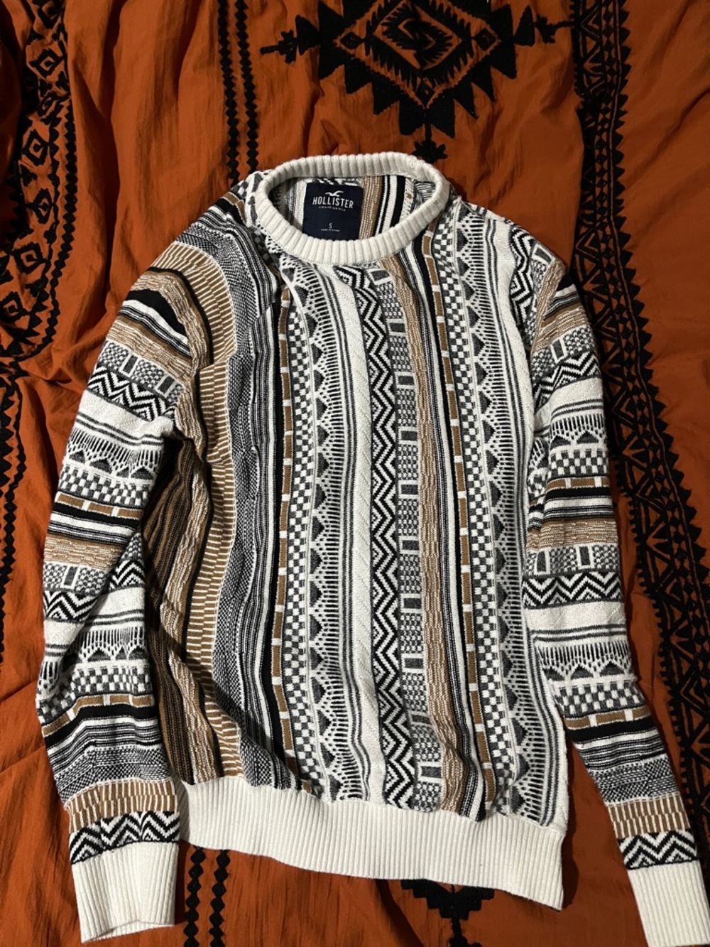 Hollister Men's Crewneck Sweater in White, Black & Brown